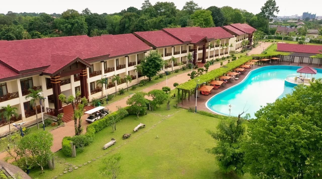 36แมเนอร์ อินเตอร์เนชั่นแนล สปอร์ต โฮเต็ล Hotel เวียงจันทน์ ภายนอก รูปภาพ