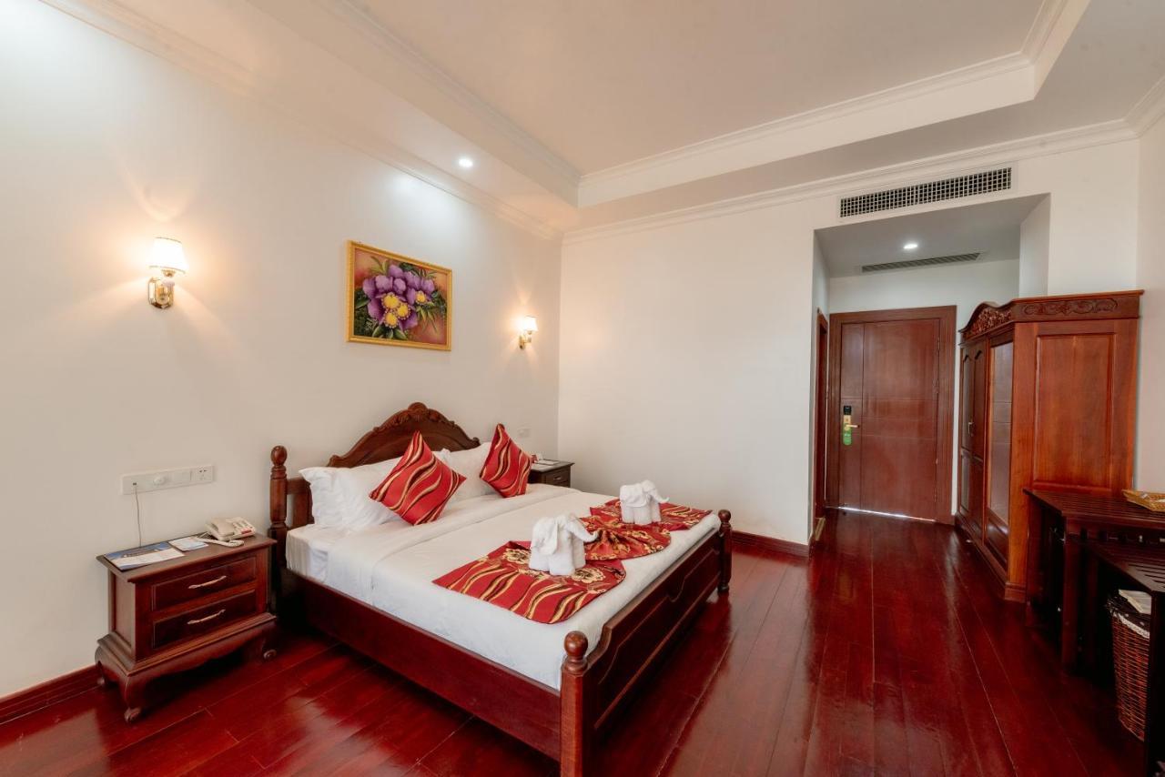 36แมเนอร์ อินเตอร์เนชั่นแนล สปอร์ต โฮเต็ล Hotel เวียงจันทน์ ภายนอก รูปภาพ