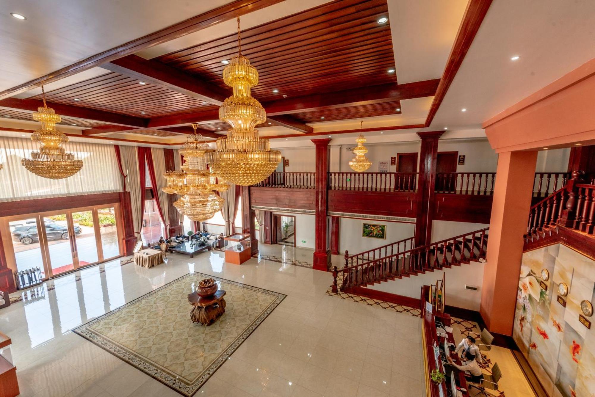 36แมเนอร์ อินเตอร์เนชั่นแนล สปอร์ต โฮเต็ล Hotel เวียงจันทน์ ภายนอก รูปภาพ