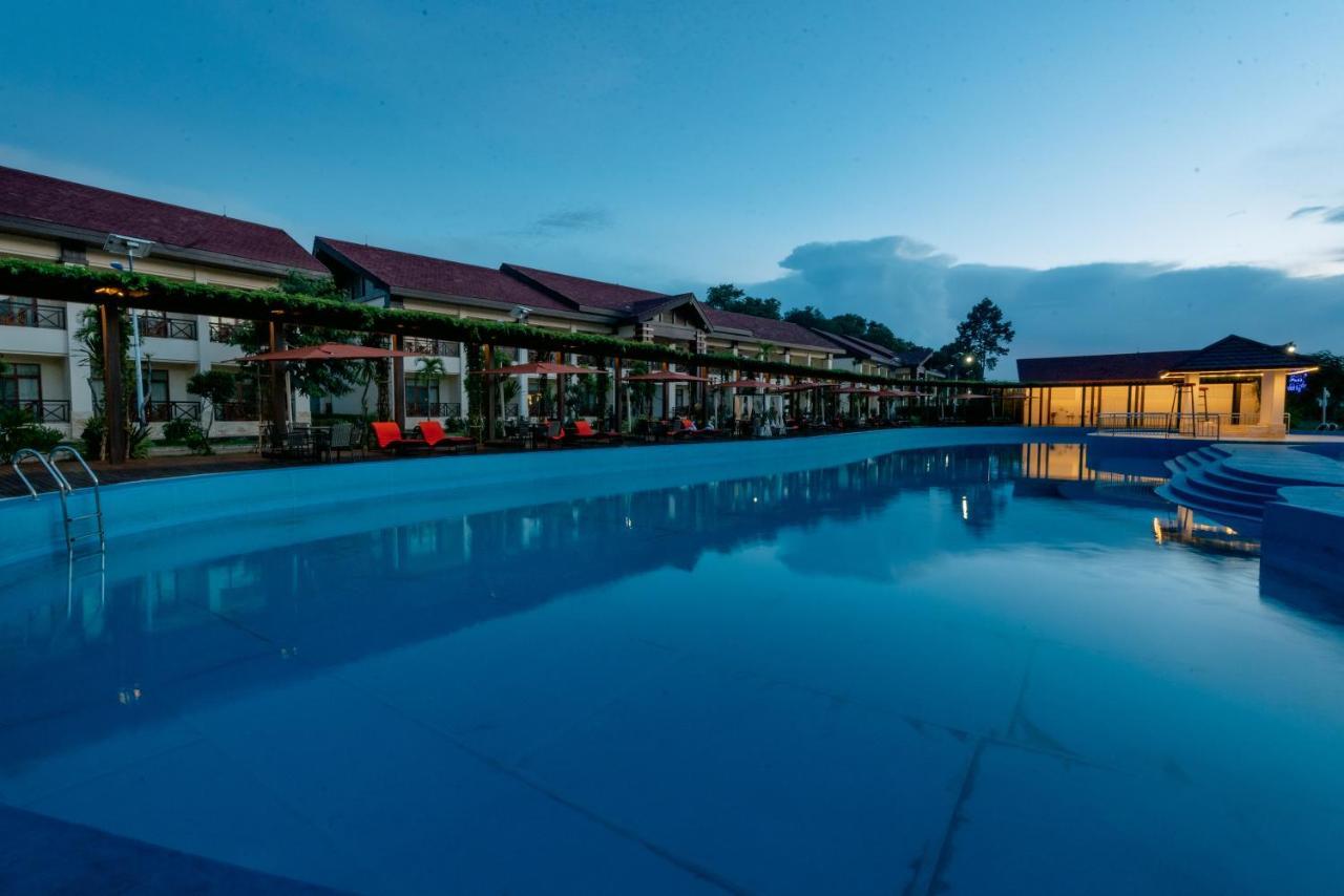 36แมเนอร์ อินเตอร์เนชั่นแนล สปอร์ต โฮเต็ล Hotel เวียงจันทน์ ภายนอก รูปภาพ